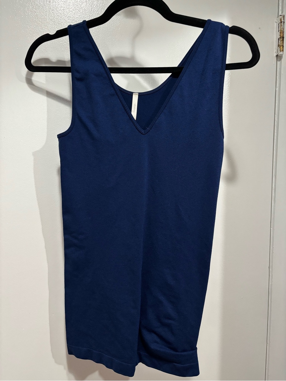 Altar'd State Skinny Navy V-Neck Tank Top Medium